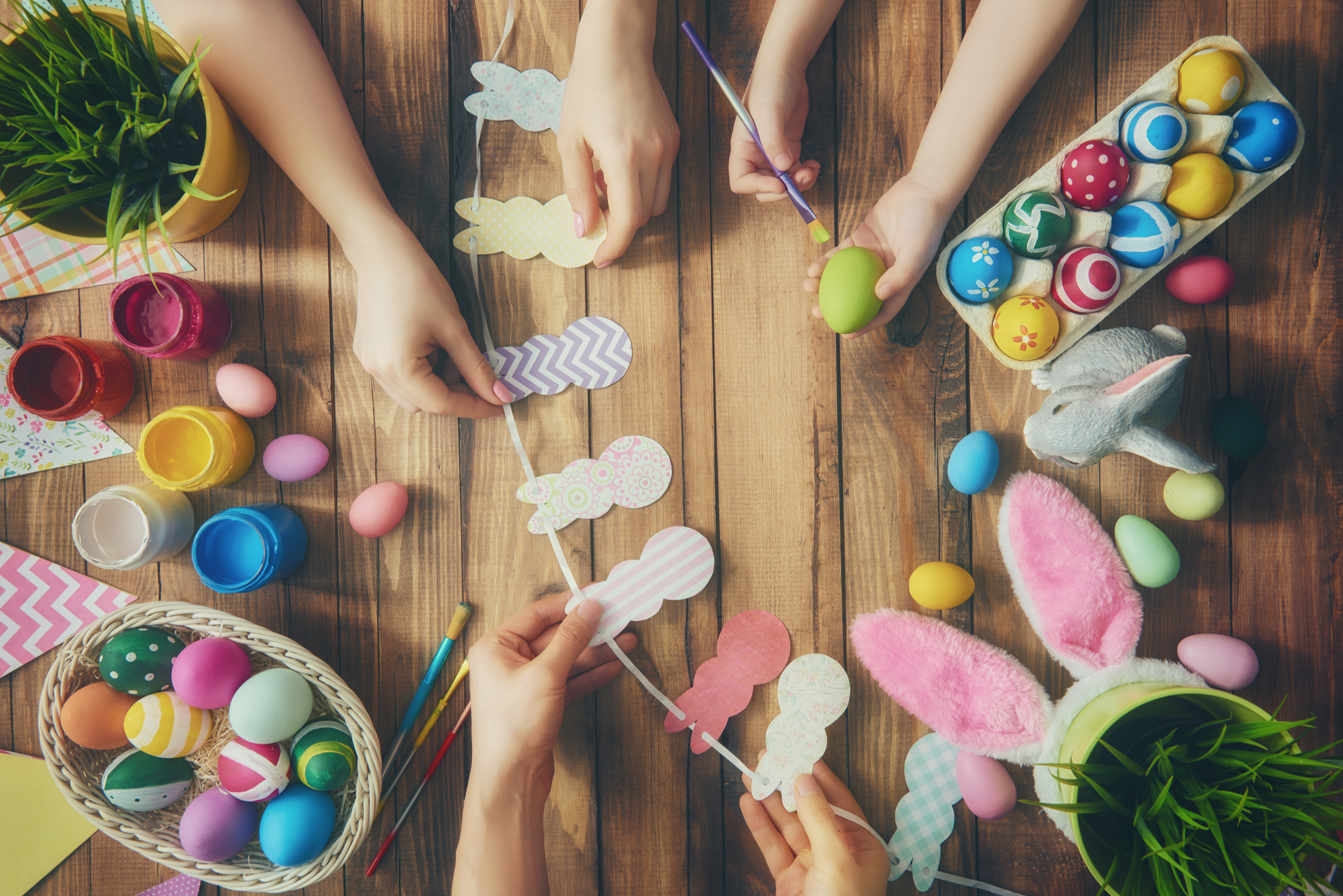 Colourful Easter craft projects.